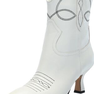 White Western-Style Women's Boots